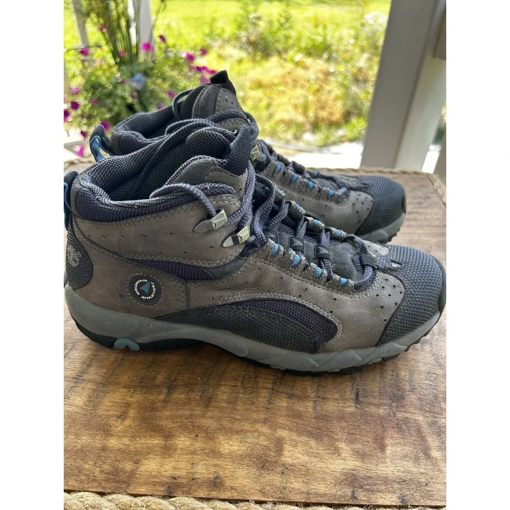 Act Iii hiking boots